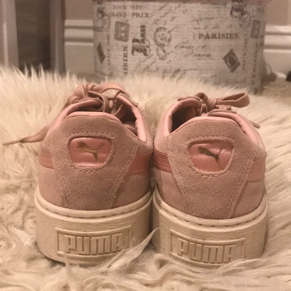 Suede Puma Sketchers